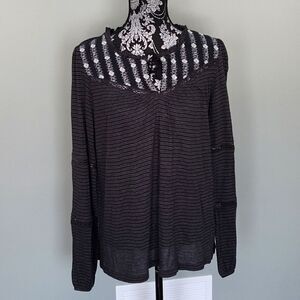 Long sleeve lucky brand L size